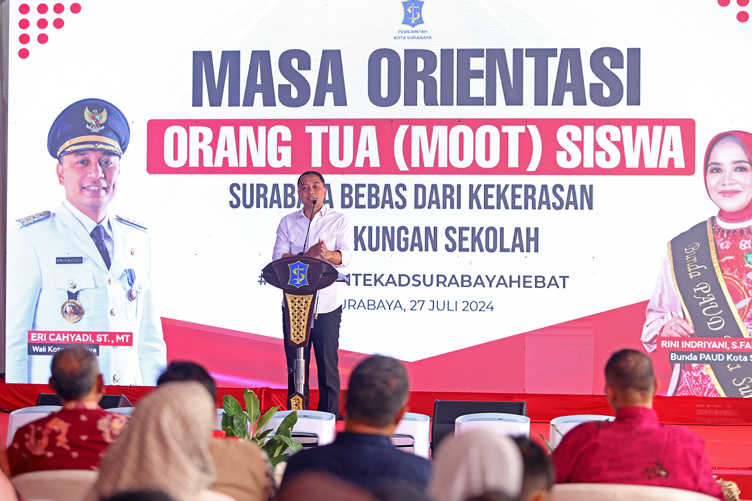 Pemkot Surabaya menggelar Masa Orientasi Orang Tua (MOOT) Siswa yang dihadiri langsung Wali Kota Eri Cahyadi
