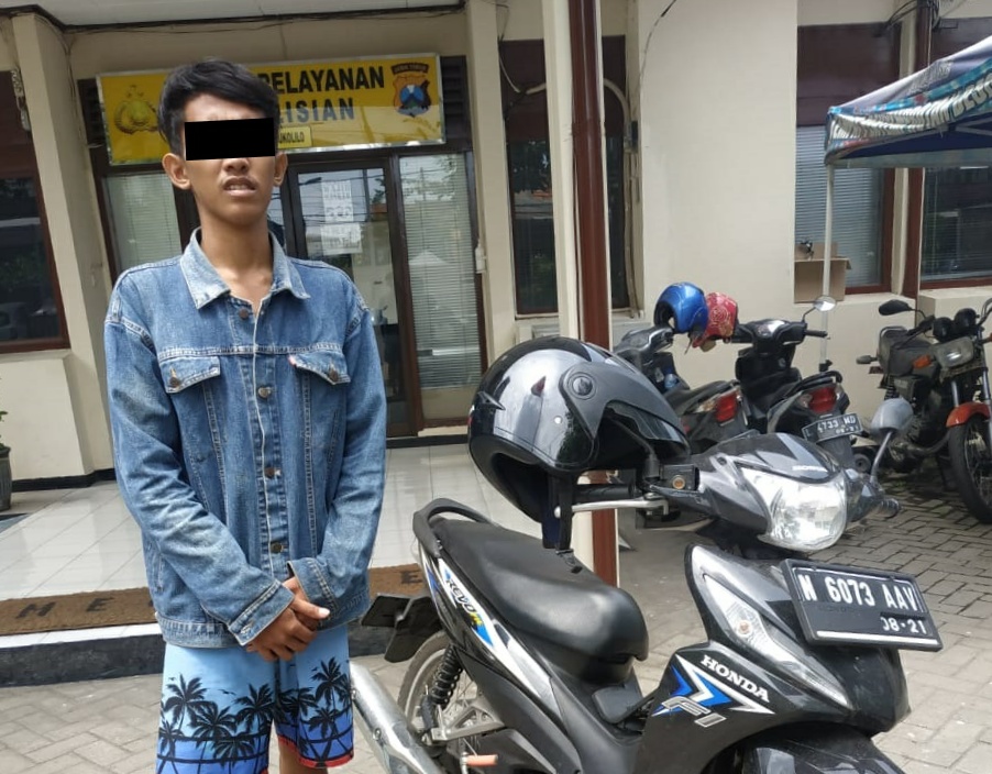 Tersangka curanmor diamankan ke Polsek Sukolilo
