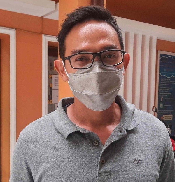 Kabag Humas Pemkot Surabaya Febriadhytia Prajatara. ( foto: Redaksi) 