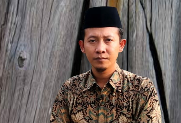 Dr. Moh. Makmun, M. HI.