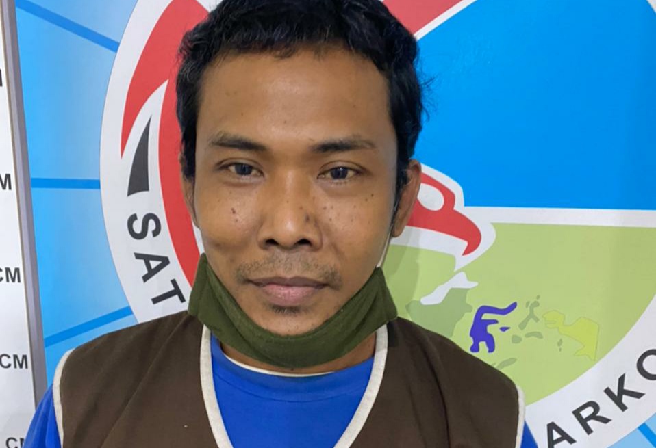 Mulyadi sebagai pengedar sabu di Pom Bensin Bringkang Menganti Gresik (FOTO IST) 