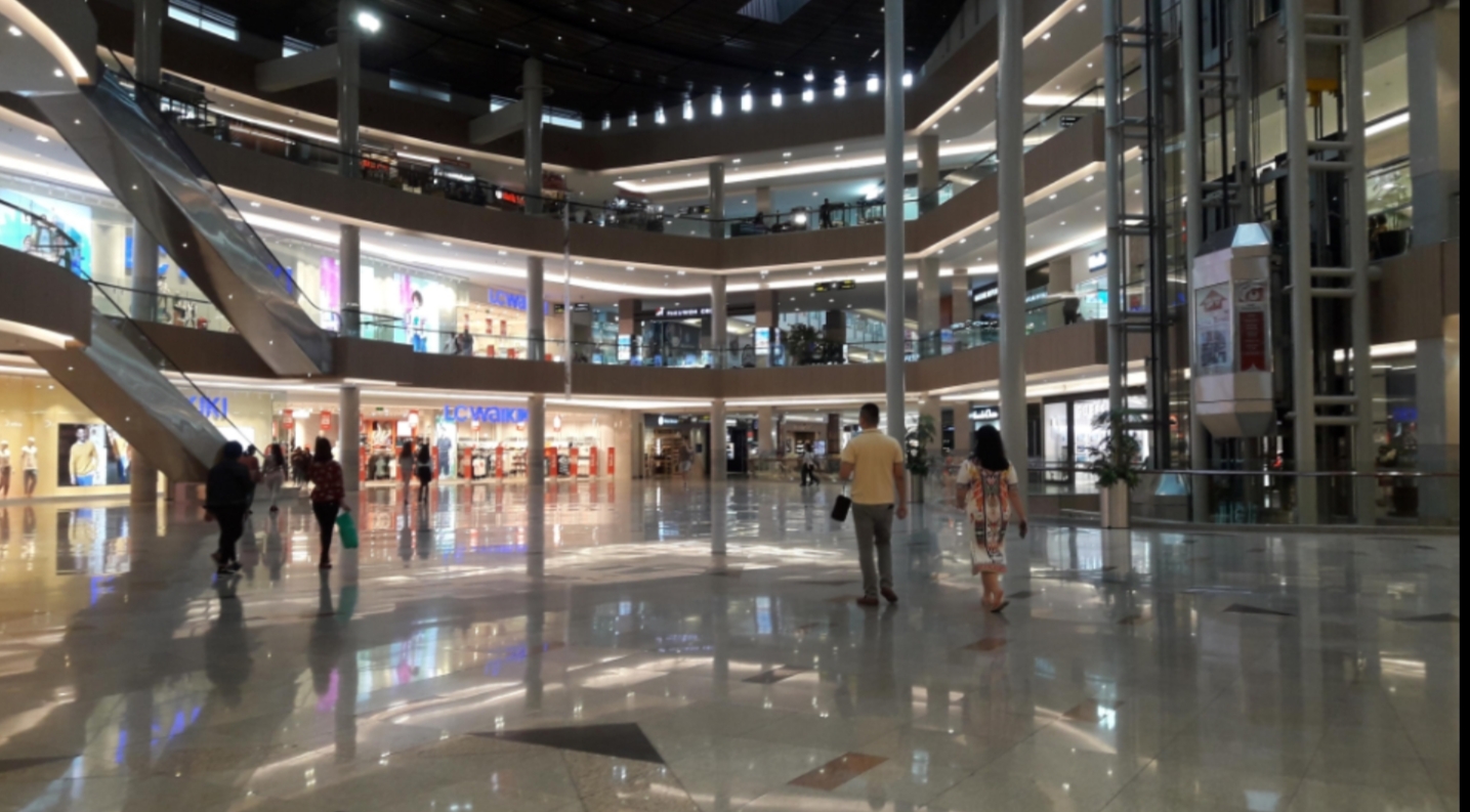 Suasana Tunjungan Mall Surabaya