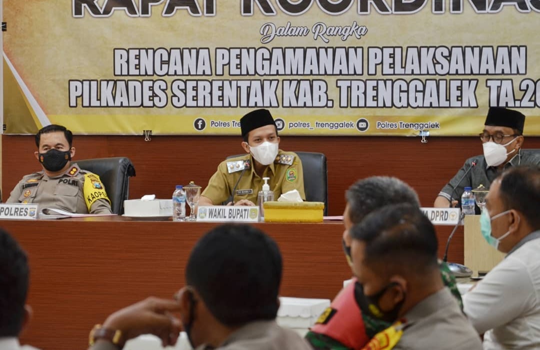 Suasana rapat jajaran Forkopimda di ruang Rupatana Mapolres Trenggalek, Rabu (10/3/2021).