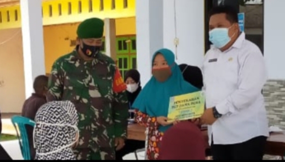 Penyaluran BLT dana desa di Jombang