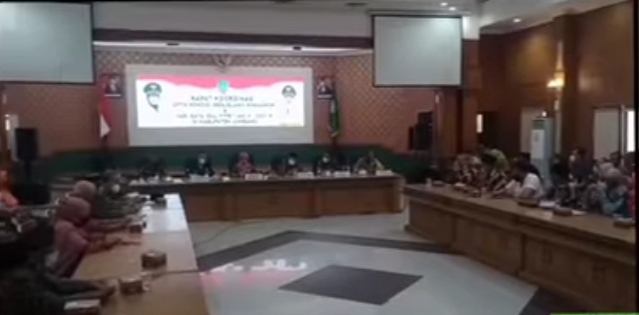 Rapat koordinasi yang dihadiri Bupati Jombang Mundjidah Wahab