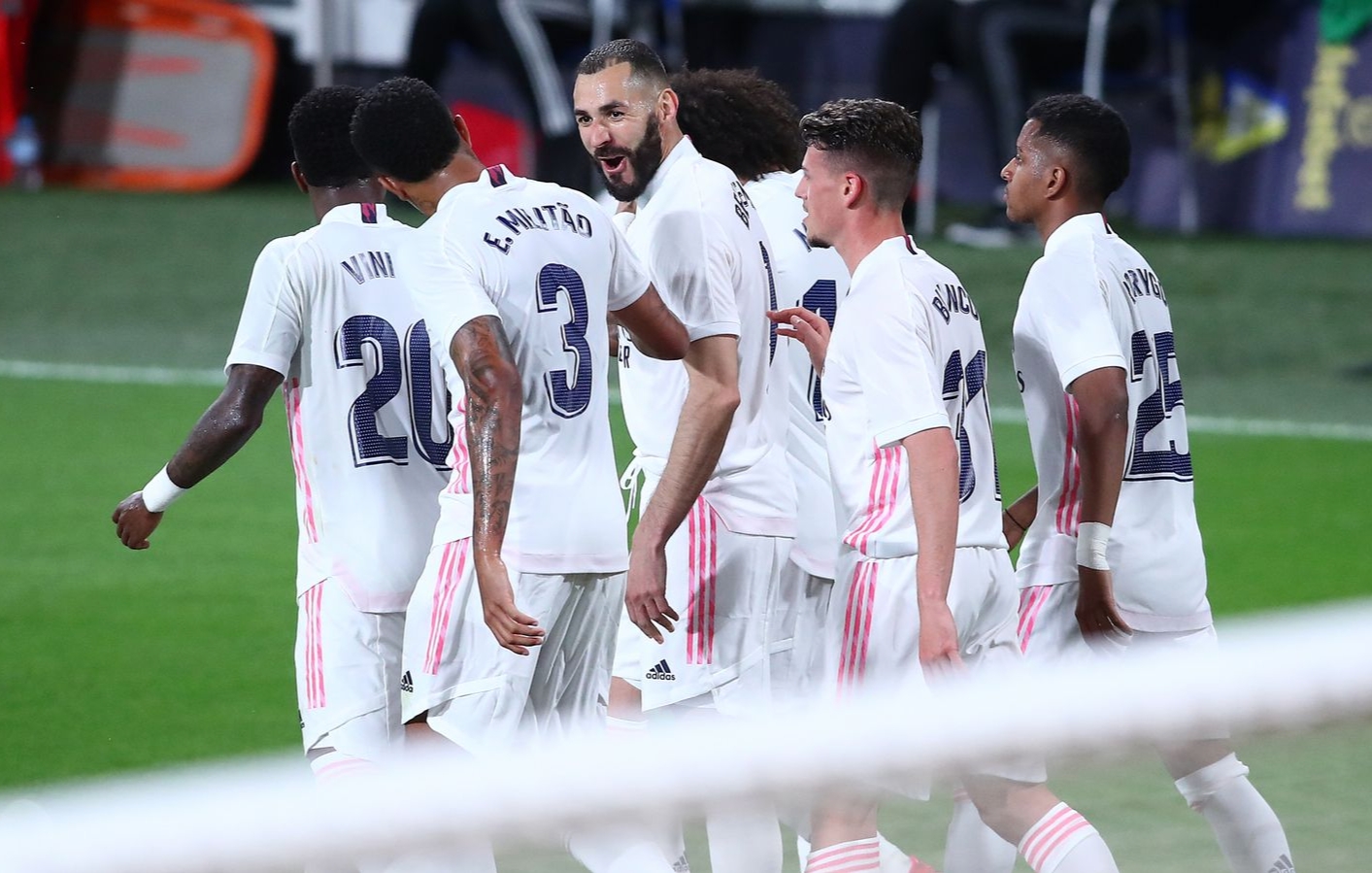 Real Madrid tertahan di peringkat dua klasemen sementara La Liga