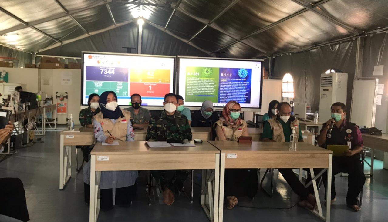 RSLI saat melakukan pres conference terkait ditemukanya varian baru virus covid-19 pada Pekerja Migran Indonesia (PMI)