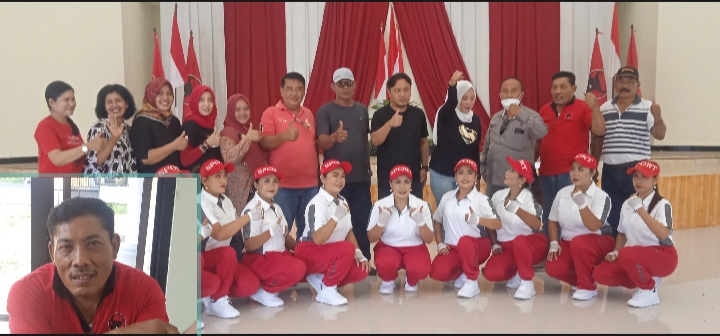 Tim pesenam Sicita bersama anggota DPRD Kabupaten Jombang dari Fraksi PDI Perjuangan.