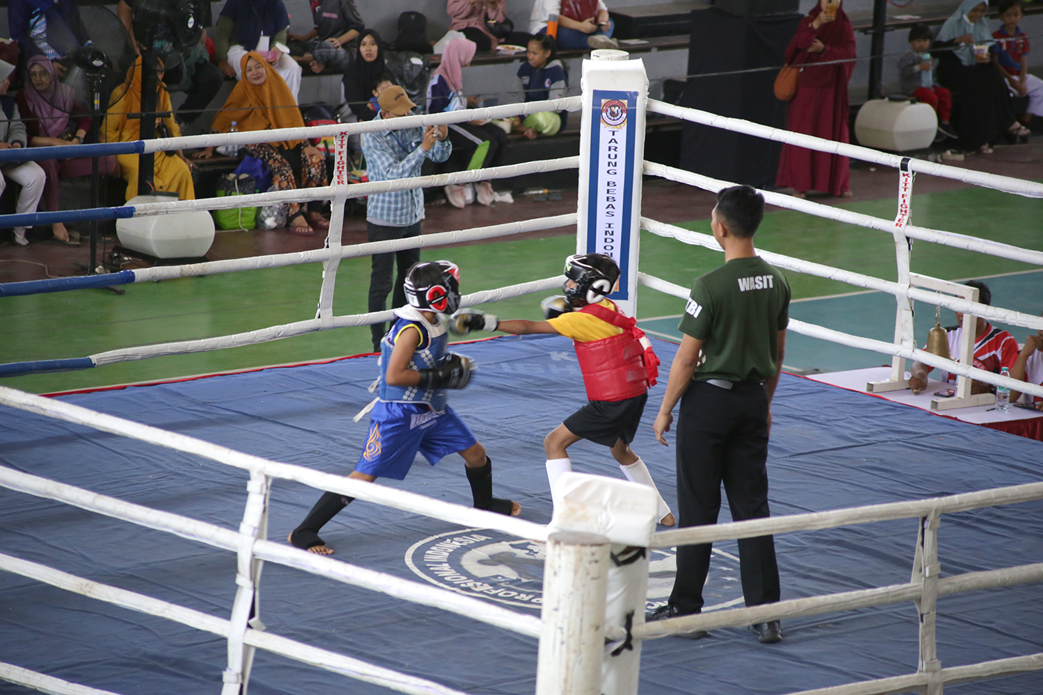Kejurda Tarung Bebas Indonesia yang memperebutkan Piala Wali Kota Surabaya 