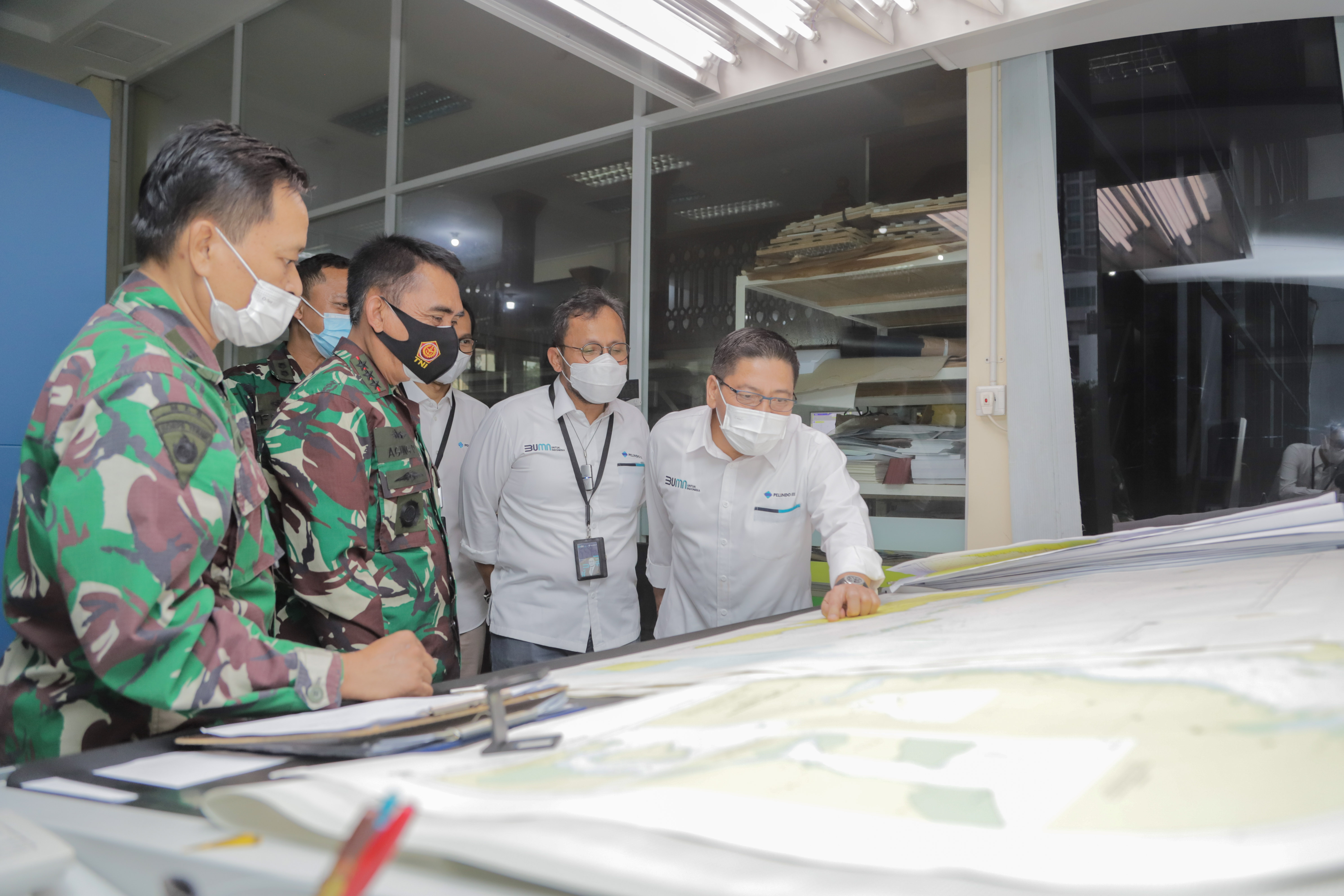 Perjanjian Kerja Sama (PKS) yang dilakukan antara Pelindo III dengan Pusat Hidro-Oseanografi TNI Angkatan Laut (Pushidrosal) 