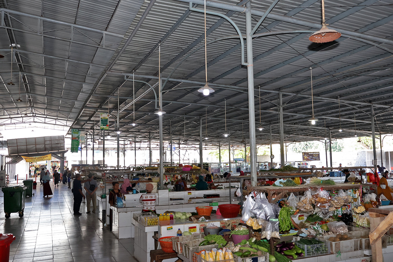 Pasar Nambangan Surabaya