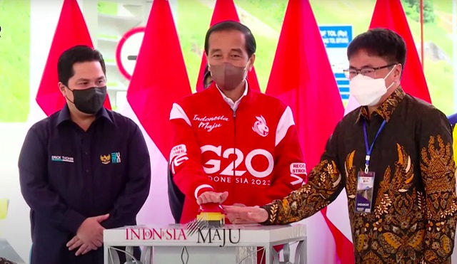 Presiden RI Joko Widodo meresmikan Jalan Tol Manado-Bitung.