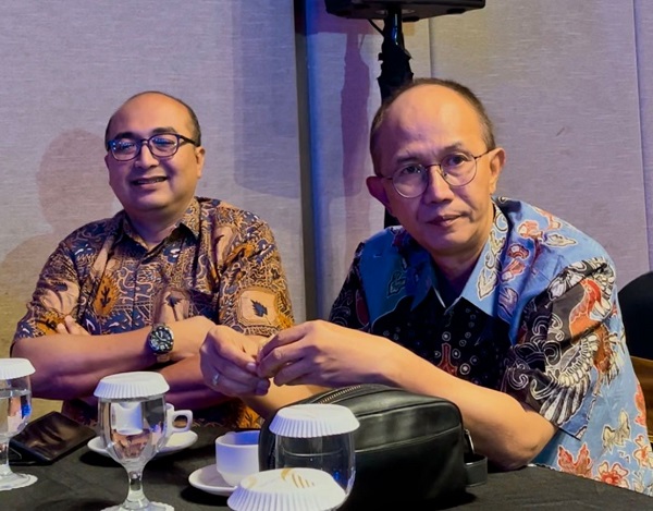 Adik Dwi Putranto Ketua Umum Kadin Jawa Timur dan Dwi Ken Sekretaris Apindo Jawa Timur 