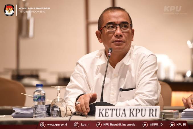 Hasyim Asy'ari telah dicopot dari jabatannya sebagai Ketua KPU RI