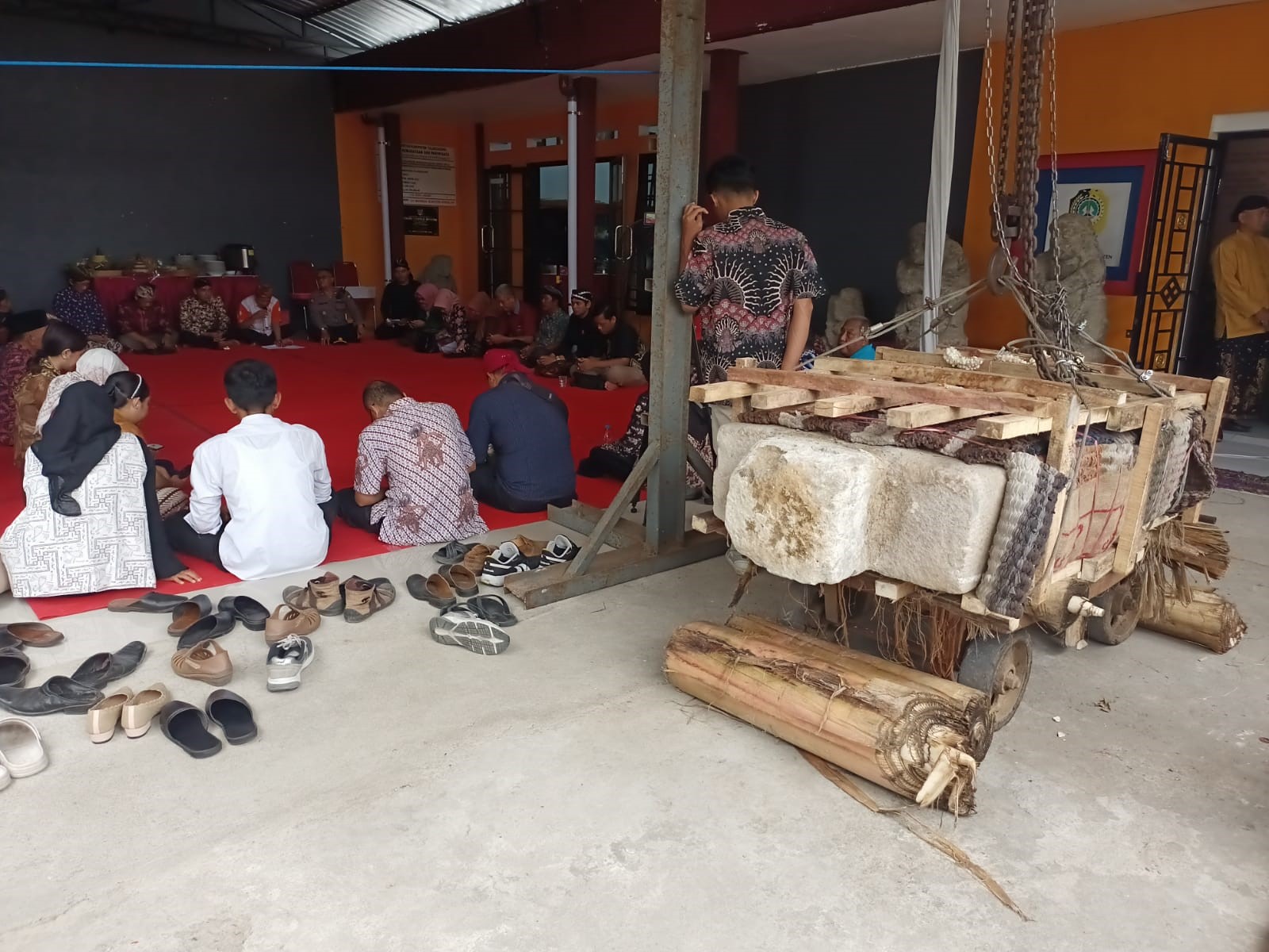 Prasasti Lawadan yang berhasil diboyong ke Museum Tulungagung setelah berpuluh tahun dipelihara IMMIT.