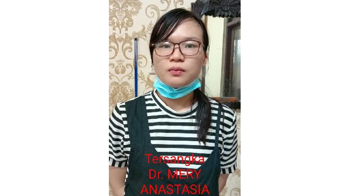 Merry Anastasia, tersangka pembakaran rumah/bengkel yang mengakibatakan tiga orang tewas. (ist)