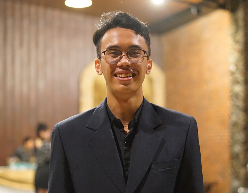 Mirza Akmal Putra, Mahasiswa Universitas Hayam Wuruk Perbanas 