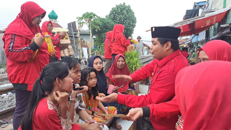 Kampanye hari pertama yang dilakukan PDIP Surabaya
