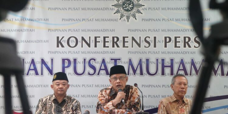 Ketua Umum PP Muhammadiyah, Haedar Nashir dan Sekretarisnya Abdul Mu'ti (Foto: Muhammadiyah.or.id)