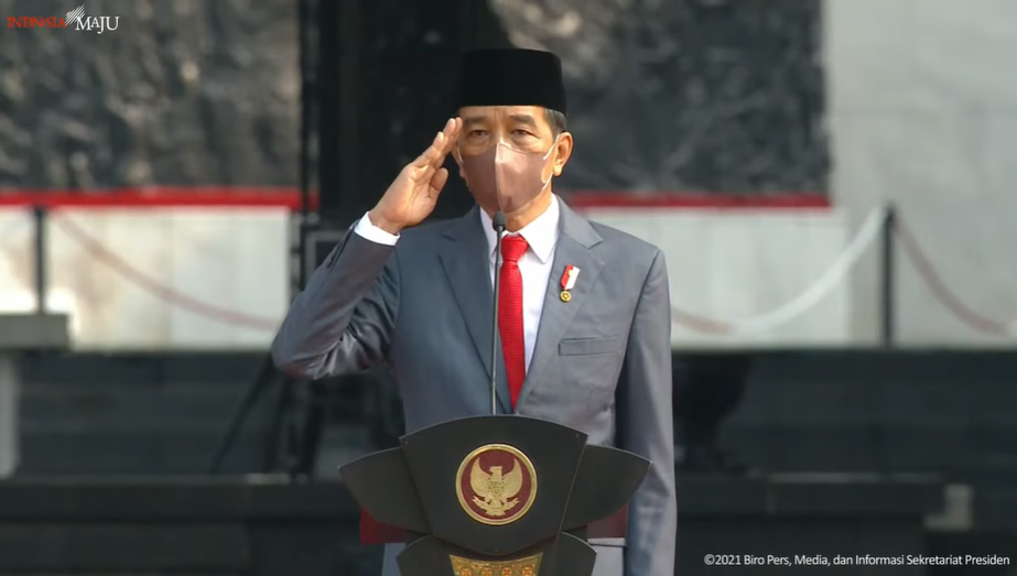 Presiden RI Jokowi saat memimpin upacara peringatan Hari Kesaktian Pancasila yang digelar di Monumen Pancasila Sakti, Lubang Buaya, Jakarta Timur, Jumat (01/10/2021).
