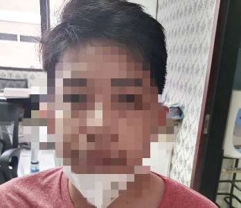 MK, pelaku pemerasan terhadap ibu rumah tangga saat diamankan di Mapolresta Sidoarjo