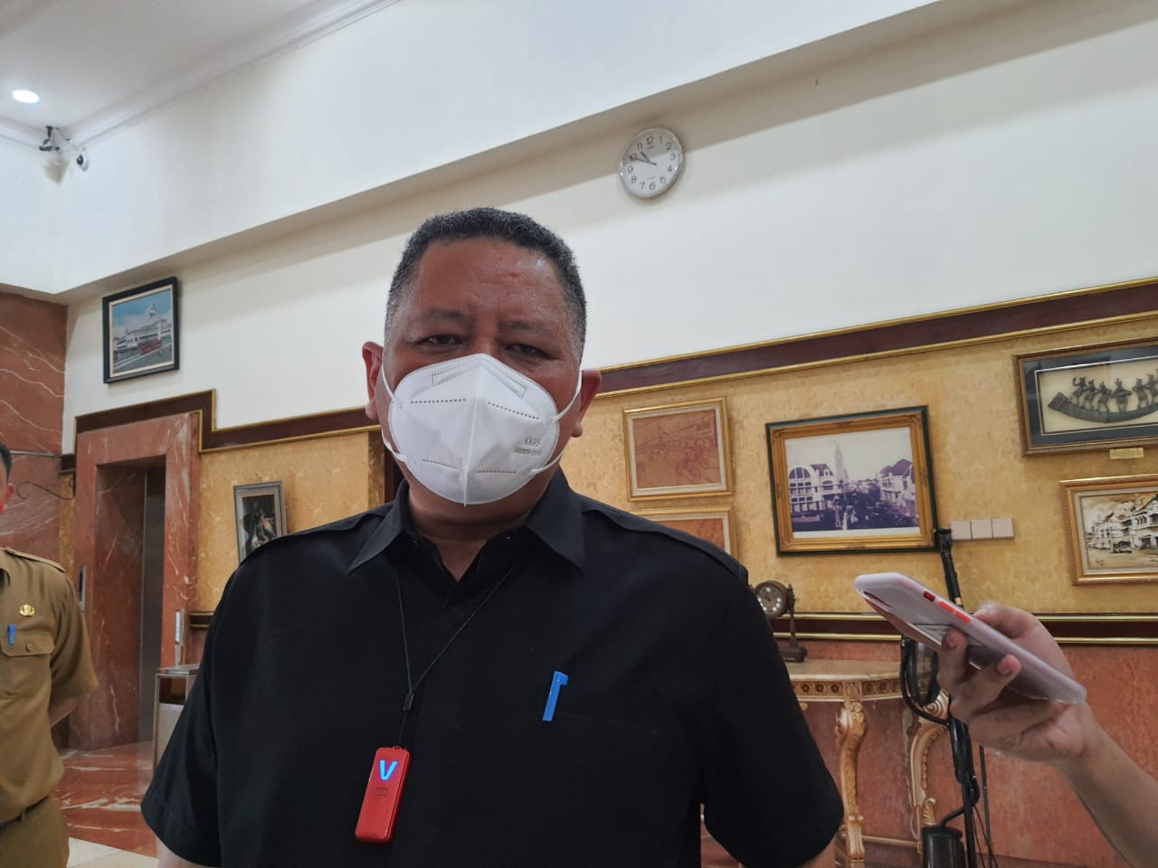 Plt Wali Kota Surabaya, Whisnu Sakti Buana. 
