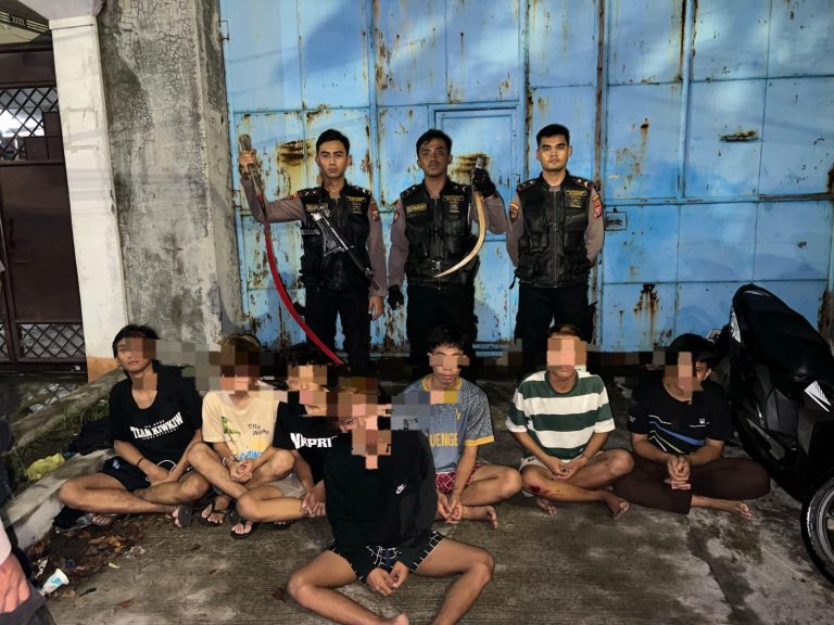 Anggota gengster di Surabaya yang diamankan polisi