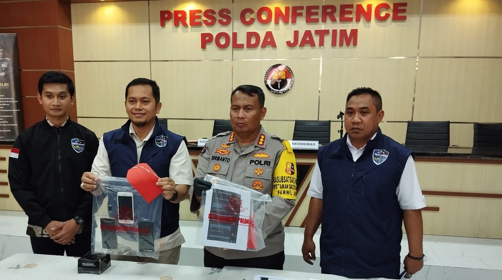 Rilis kasus konten asusila di Polda Jatim