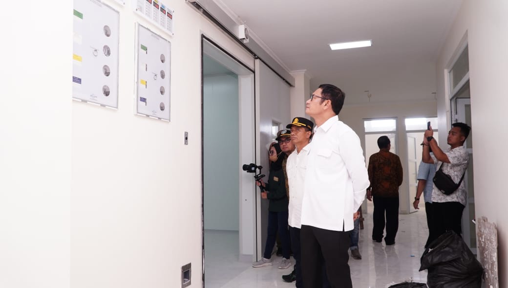 Bupati Lamongan mengecek progres Rumah Sakit Umum Daerah (RSUD) Ki Ageng Brondong, Lamongan 