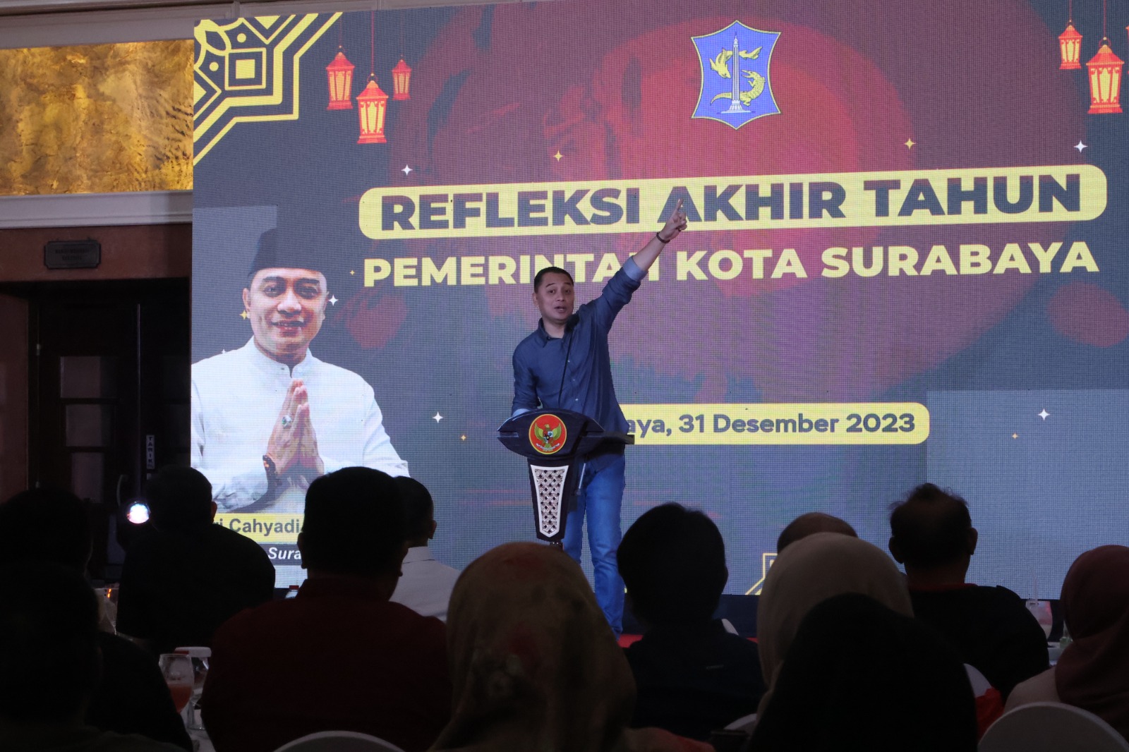 Pemkot Surabaya menggelar doa bersama dan refleksi akhir tahun 2023.
