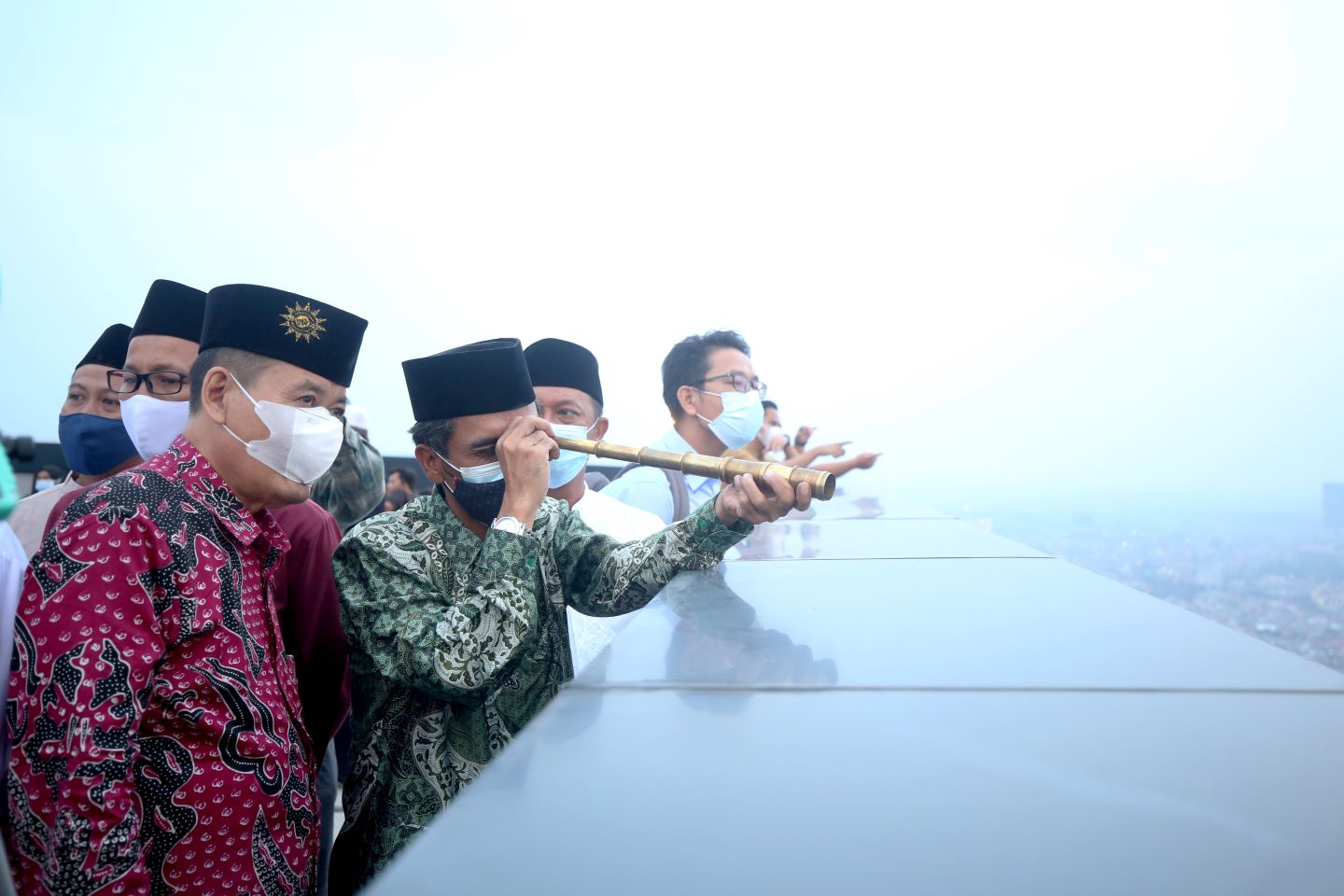 Ketua PCNU Kota Surabaya, Muhibbin Zuhri saat Rukyatul Hilal