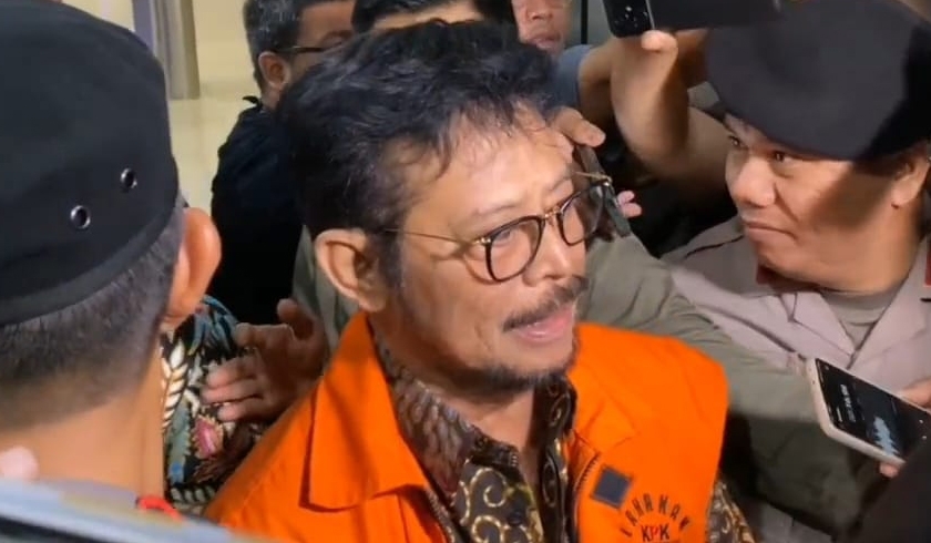 Mantan  Menteri Pertanian Syahrul Yasin Limpo selesai menjalani pemeriksaan di Bareskrim Polri. (Foto: PMJ News/Fajar)
