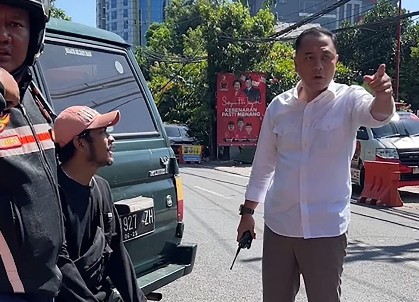 Eri Cahyadi melakukan inspeksi mendadak (sidak) ke Kebun Binatang Surabaya (KBS),
