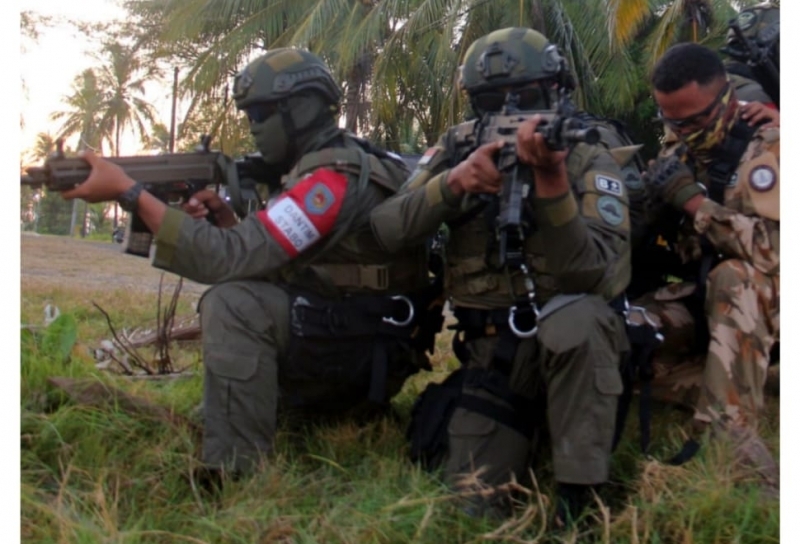 Prajurit Taifib Marinir dan Kopaska. (Penpasmar 2)