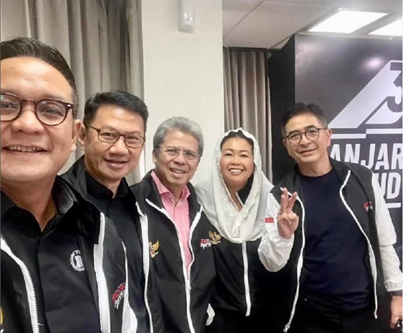 Todung Mulya Lubis bersama TPN (Foto: Instagram @todungmulyalubisofficial) 