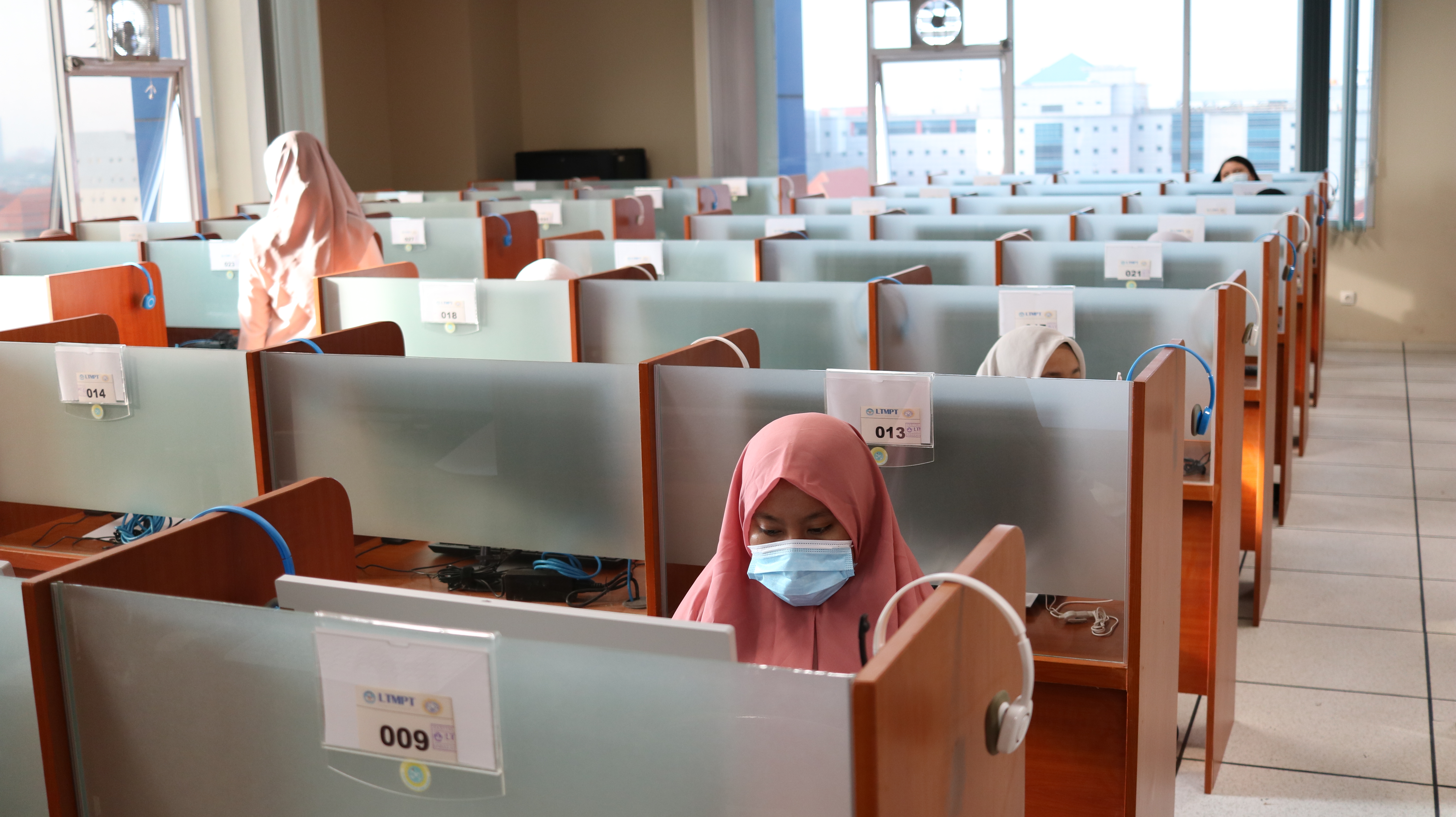 Pelaksanaan UTBK di Universitas Airlangga Surabaya
