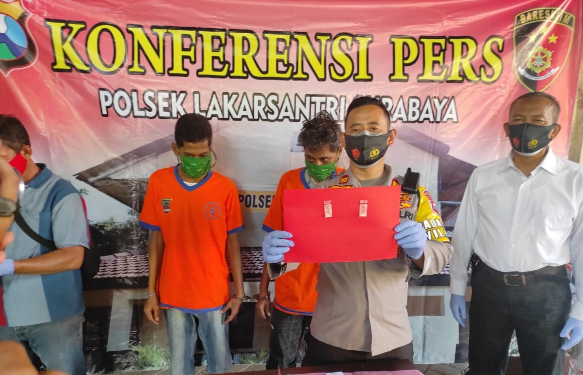 Dua penjaga warkop dan barang bukti sabu diamankan polisi