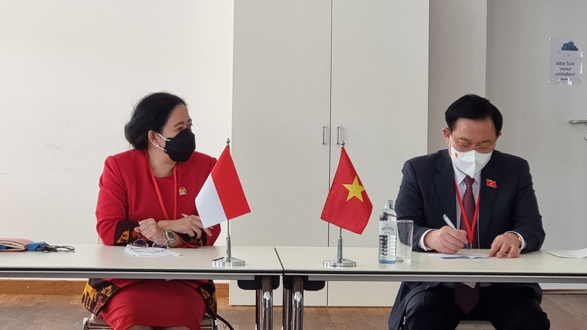 Ketua DPR RI Puan Maharani dan Ketua Majelis Nasional Vietnam Nguyen Thi Kim Ngan.