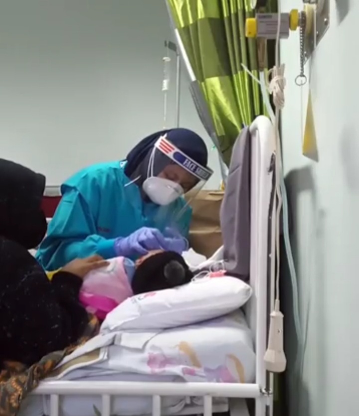 Adheeva Keyla Afsheen Bhayangkari tengah dirawat di RSUD dr Soetomo Surabaya.