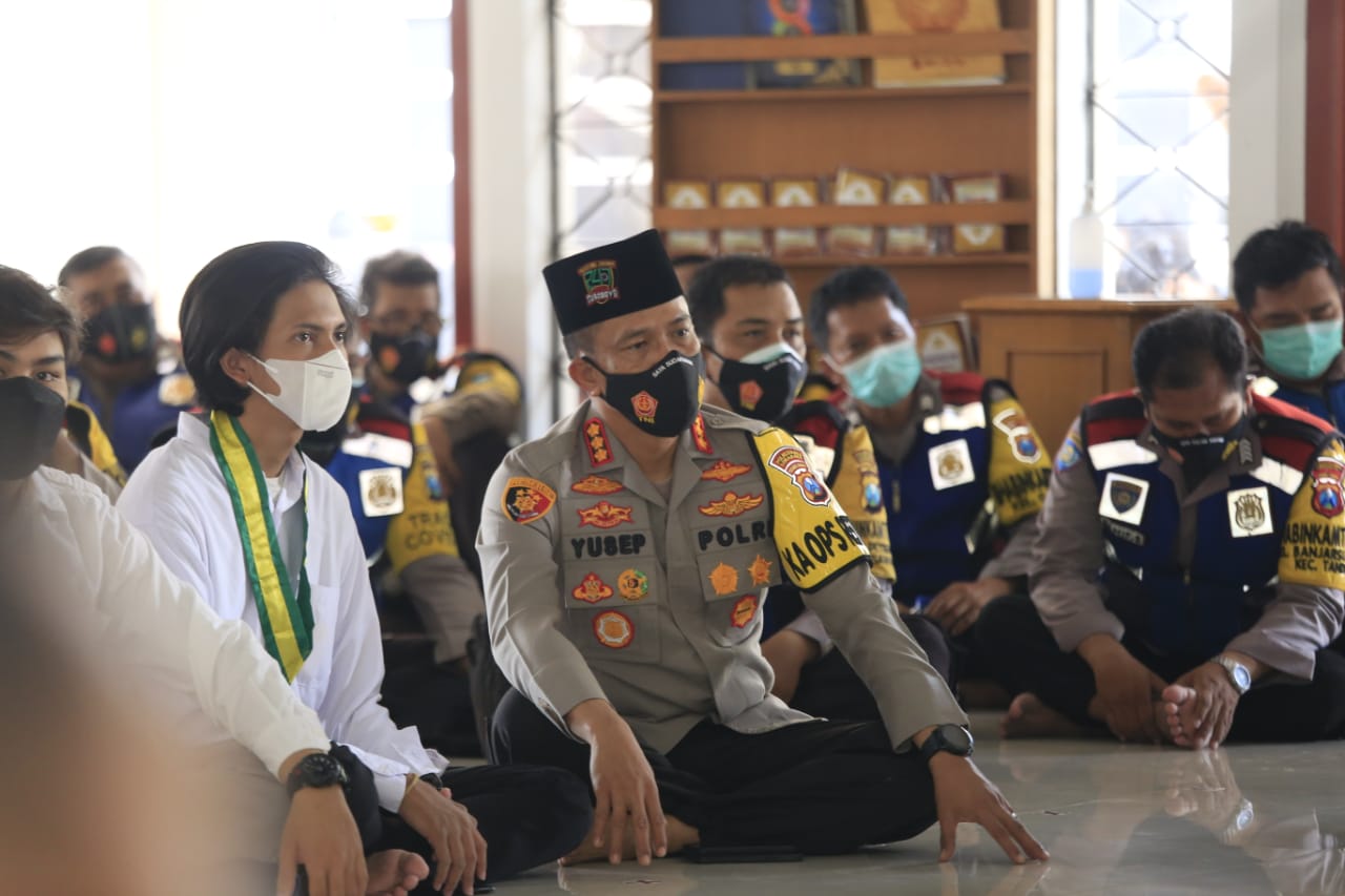 Kapolrestabes Surabaya Kombes Pol A. Yusep Gunawan menghadiri peringatan Hari Sumpah Pemuda dengan tausiyah kebangsaan.