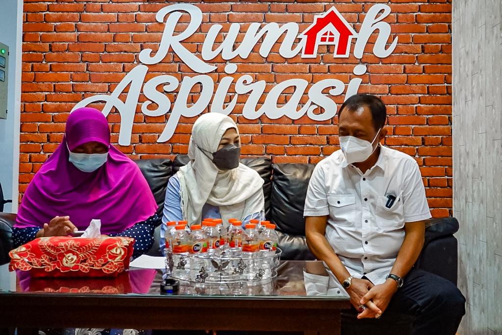 Sapa Warga di rumah Dinas Wakil Walikota Armuji pada Senin (21/2) pagi.