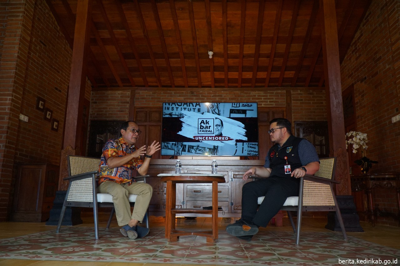 Akbar Faisal dan Bupati Kediri Mas Dhito.