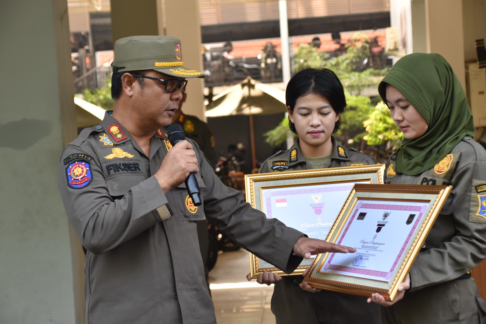 Kasatpol PP Kota Surabaya M. Fikser