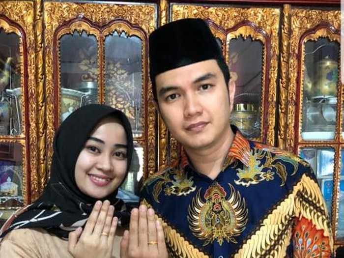 Pasangan Aldi Taher dan Salsabilih.