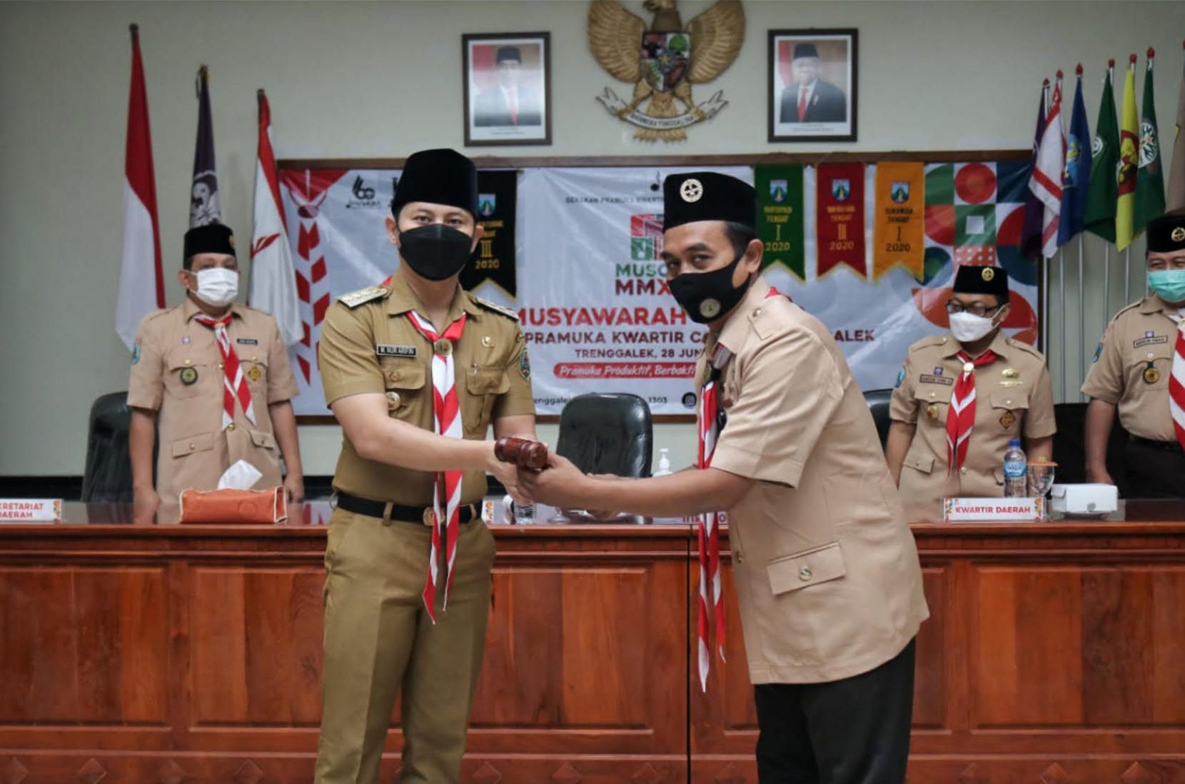 Bupati Nur Arifin (kiri) pada Muscab yang digelar di Gedung Bhawarasa, Senin (28/6/2021).