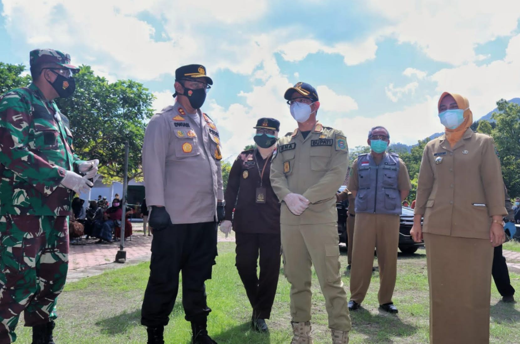 Bupati Mochamad Nur Arifin bersama Forkopimda Trenggalek.