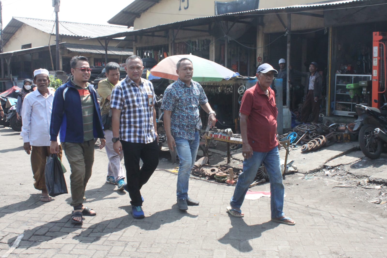 PD Pasar Surya Surabaya memberi kemudahan pengurusan BPHTU