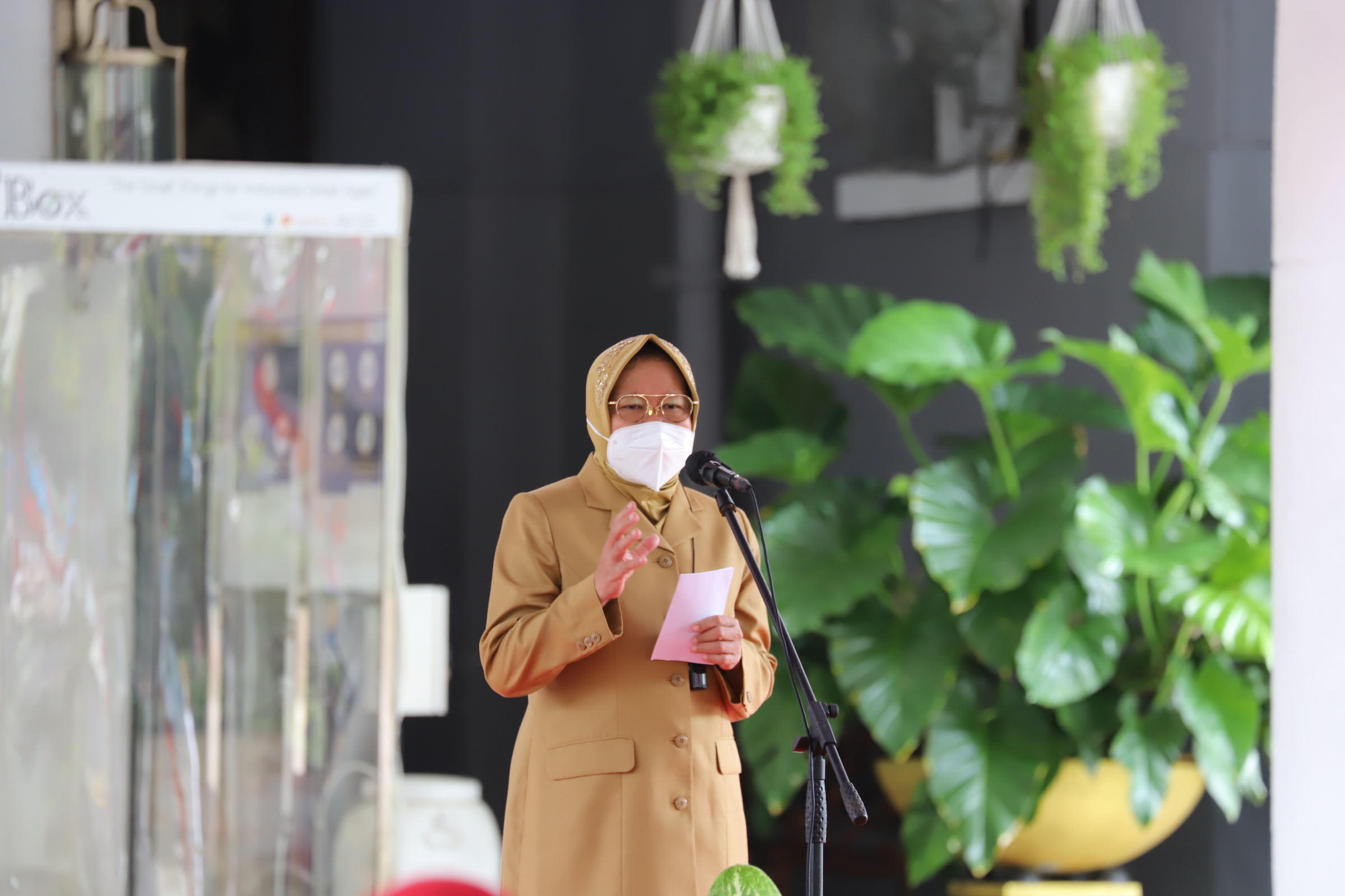 Tri Rismaharini