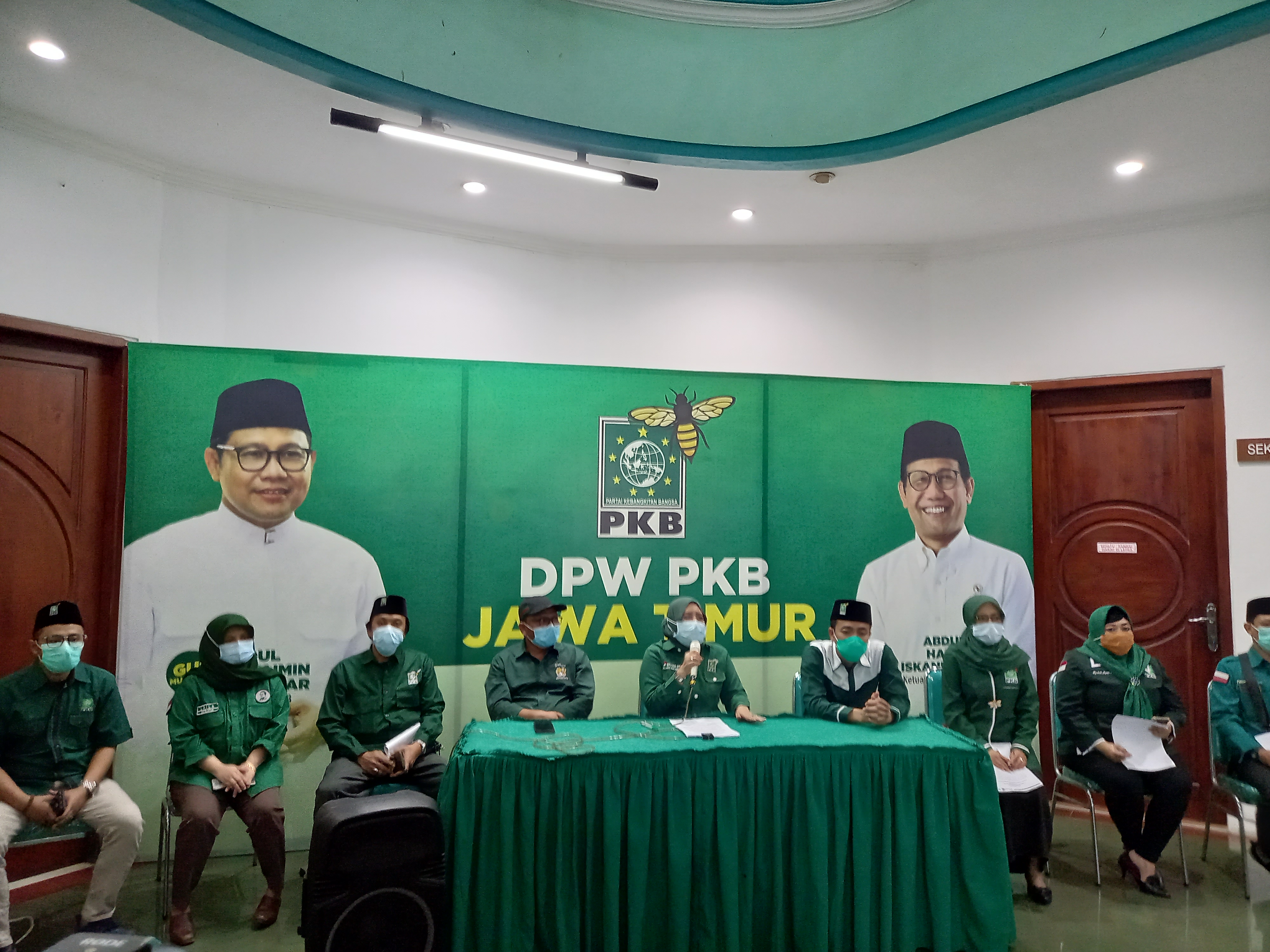 Muswil DPW PKB Jatim memutuskan Abdul Halim Iskandar memimpin lagi parpol ini untuk ketiga kalinya.