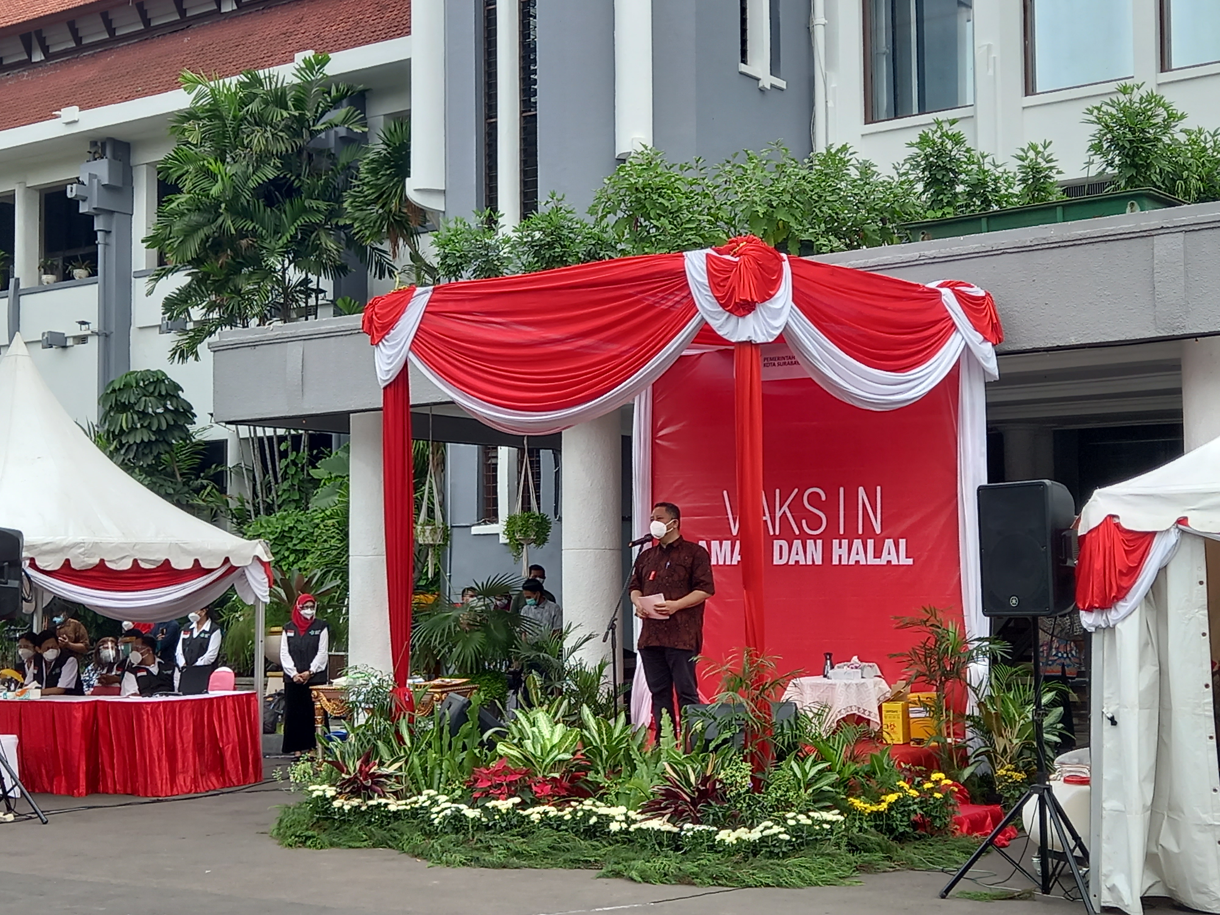Plt Walikota Surabaya Whisnu Sakti Buana